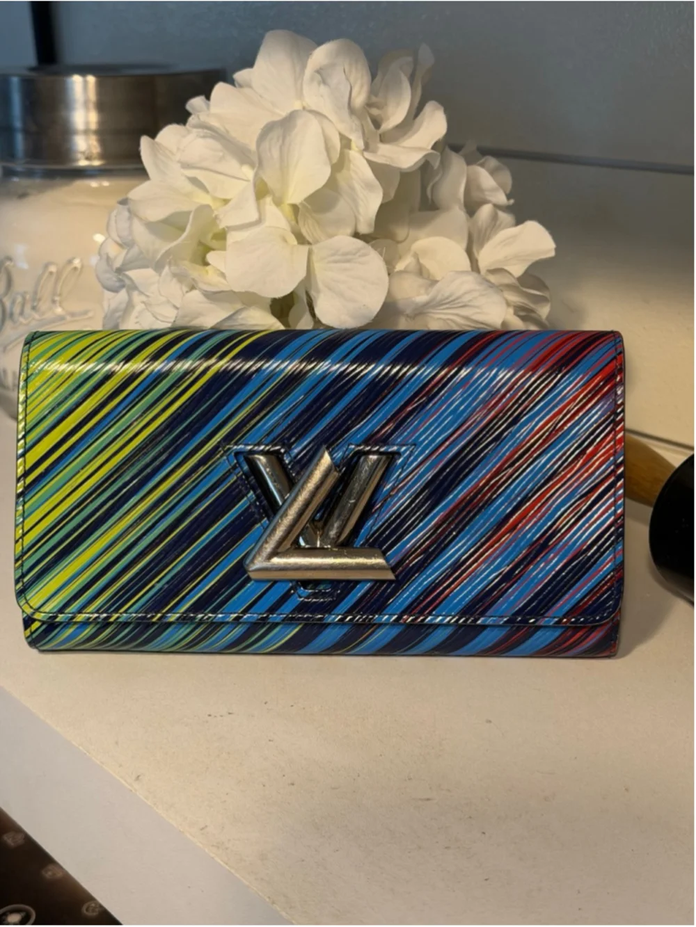Louis Vuitton Limited Edition Epi Leather Twist Wallet